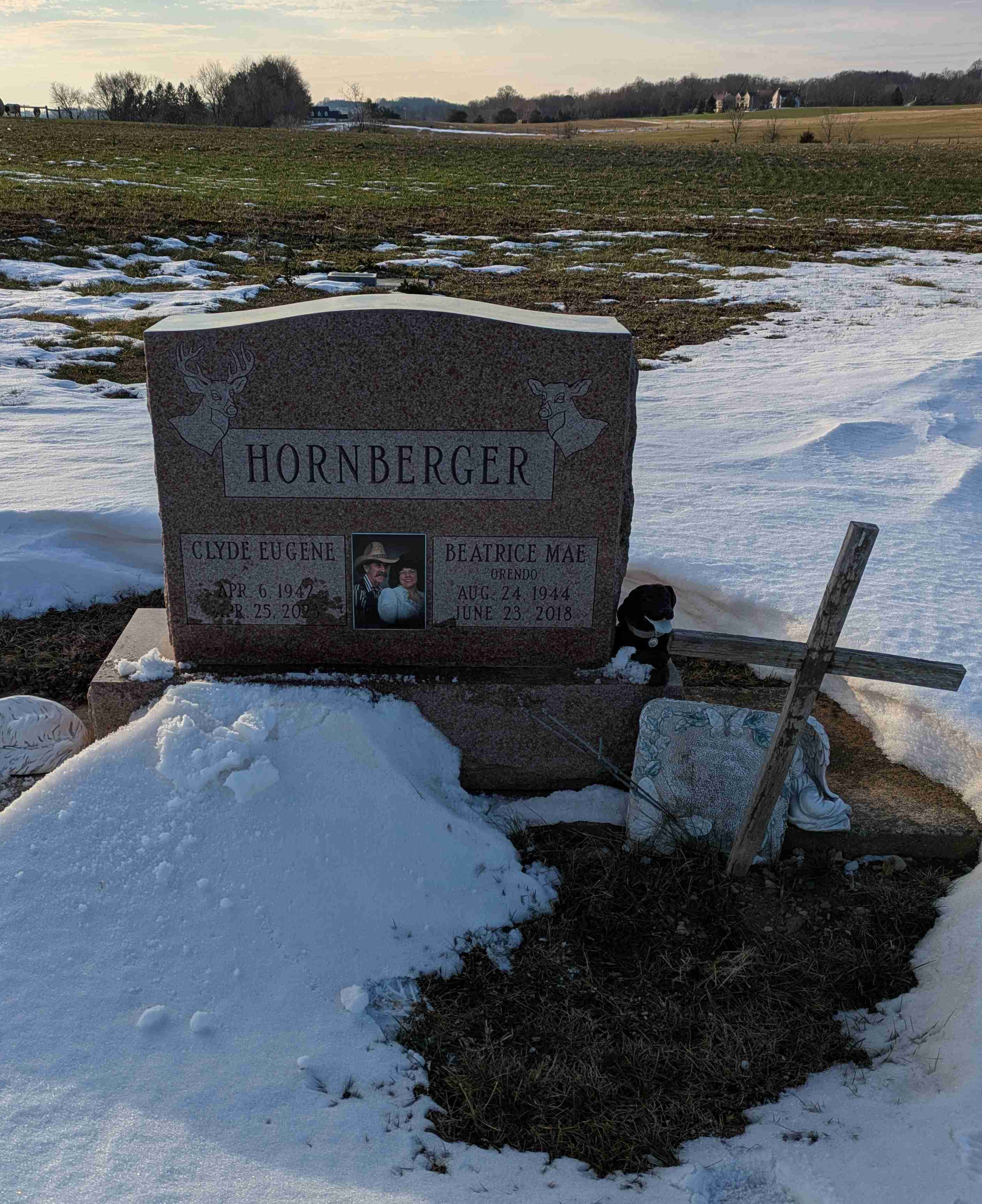 Horn road cemetery