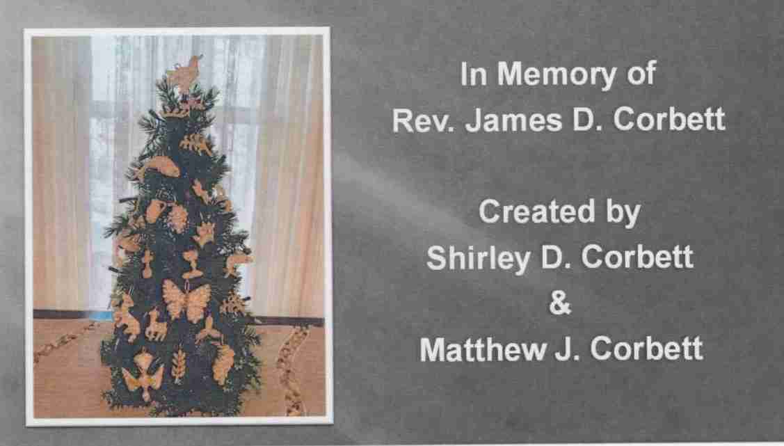 Chrismon: Tree and memory